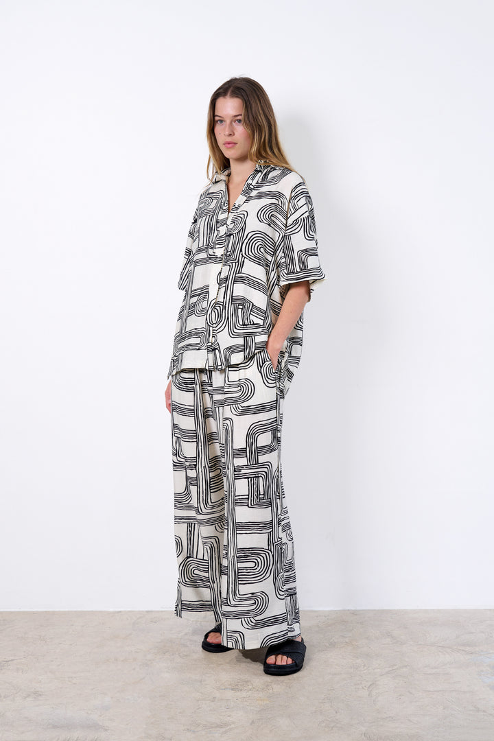 Brennan Shirt - White print