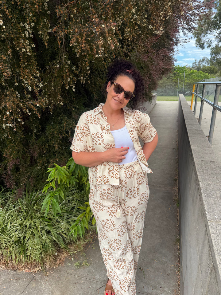 Zara Short Sleeve Shirt - Art Deco Tile Print Mocha