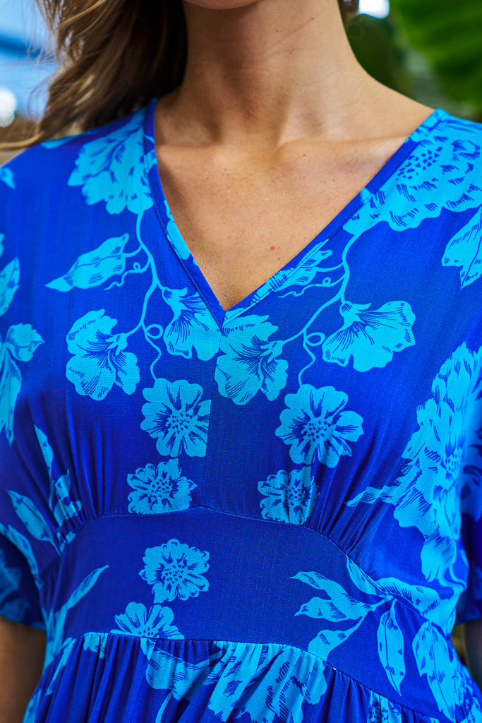 Kayden Midi Dress – Blue Spirit Blossoms