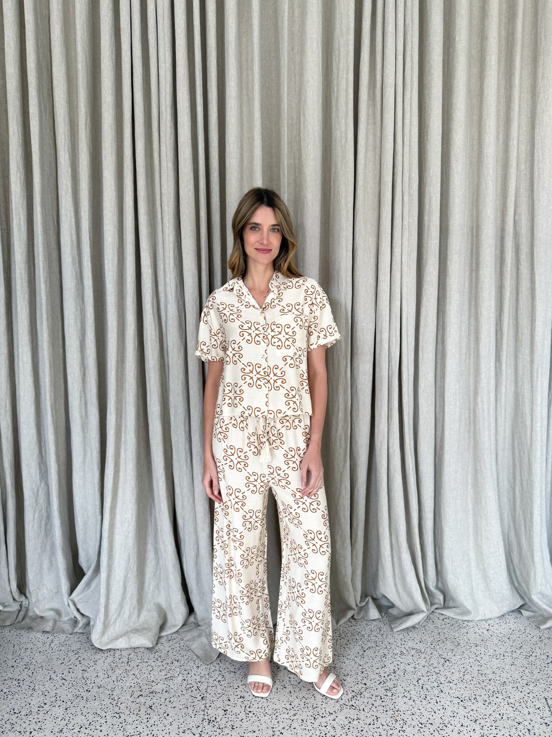 Zara Short Sleeve Shirt - Art Deco Tile Print Mocha